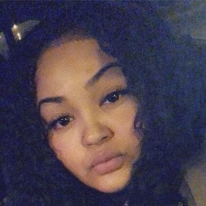 Meet your Posher, Brianne